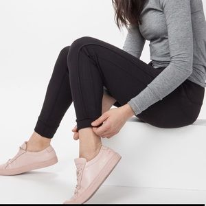 lululemon athletica Pants - Lululemon Ivivva Ready to Roll Pants Black lululemon athletica Pants - Lululemon Ivivva Ready to Roll Pants Black